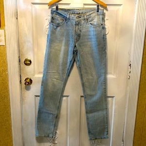 Levi faded denim straight leg Jean NEW